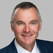 Headshot of Litigation attorney Simon Brown