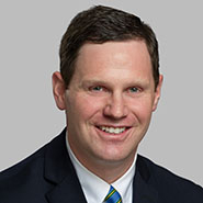 Headshot of Litigation attorney Dan Sonneborn