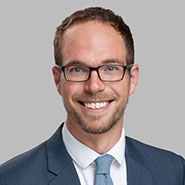 Headshot of Litigation attorney Matt Warner